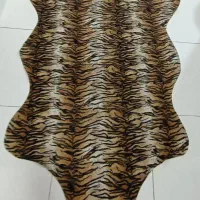 قالیچه طرح پوست