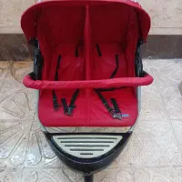 کالسکه دو قلو