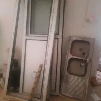 درب آلمینیومی با چهار چوب