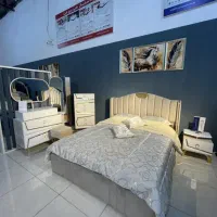 سرویس خواب صوفیا شامل تخت،میزآرایش،کمد،پاتختی