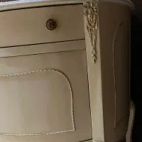 کنسول ظریف ایتالیایی و بوفه  رنگ کرم-پتینه