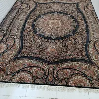 دو عدد قالی 9 متری گوشت دار سالم و خوش نقشه