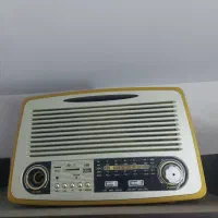 رادیو قدیمی