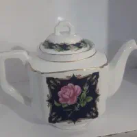 قوری قدیمی