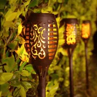 چراغ خورشیدی باغچه طرح شعله