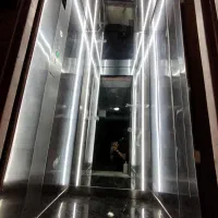 بازسازی و نوسازی کابین آسانسور