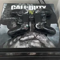 PS4 pro (به همراه دو دسته)