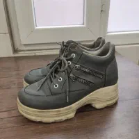 کفش سایز ۴۰