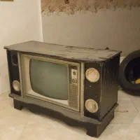 تلویزیون قدیمی فروشی