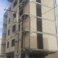 استخدام استاد کار و نیمچه آرماتور و قالب بندی