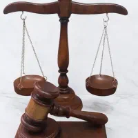 وکیل دادگستری