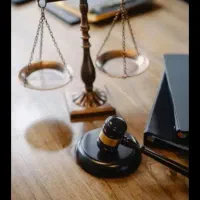 پرونده امورمربوط به کیفری در وکیل پایه یک دادگستری