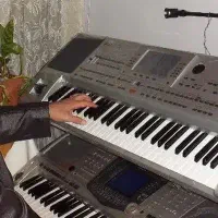آموزش پیانو گیتار کیبورد خوانندگی(سلفژ صداسازی)