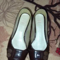 کفش پاشنه دار