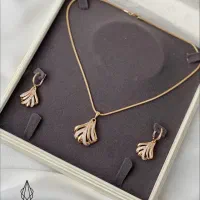 بدلیجات سرویس ،دستبند شنل،گوشواره آویز کاشان