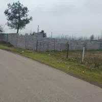 زمین داخل بافت برآسفالت اصلی محل