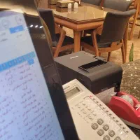 صندوقدار رستوران آقا یا خانم