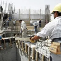 نیرو کارگر ساختمانی