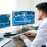 استخدام تریدر و تحلیلگر فارکس