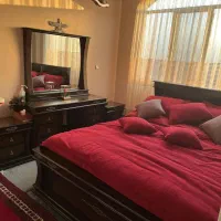 سرویس خواب دونفره به همراه دو عدد میز و میز توالت