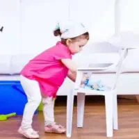 نظافت منزل و راه پله آقا و خانم