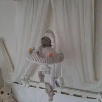 موزیکال بالای تخت نوزاد