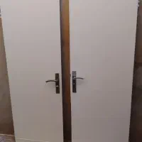 دو عدد درب حمام و سرویس بهداشتی