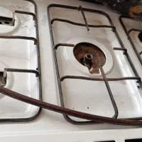 اجاق گاز تکنو پنجه شعله فر دارم