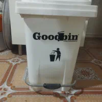 سطل پلاستیکی