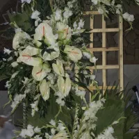 پایه گل مراسم ترحیم
