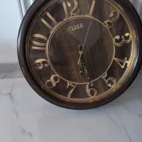 ساعت دیواری