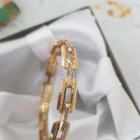 النگو طلا ، بسیار تمیز