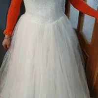 سه عدد لباس عروس