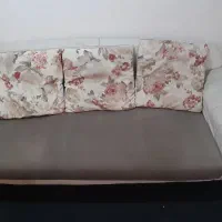 تخت و مبل