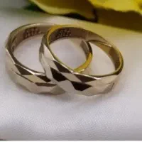 یک حلقه ازدواج ۳۵۰ تومنی
