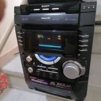 اچاربهش نخورده تاحالا 4000وات با4خروجی صدا