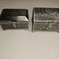 ۲ عدد صندوق فولادی قلم کاری و دواکاری شده