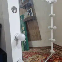 آیینه هالیوودی