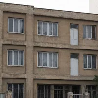 کلنگی با بر استثنایی ۹ و نیم متر/لوکیشن بسیار خوب