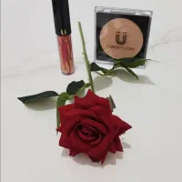جذابیت شما با لوازم آرایشی( لاکچری کوئین)