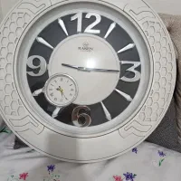 ساعت دیواری