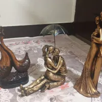 ۳ عدد مجسمه