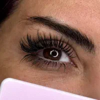 اکستنشن مژه ۵۰۰ ماندگاری یکماه