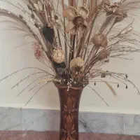 گل خشک وگلدان