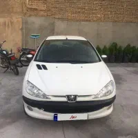 ۲۰۶ سفید بی رنگ