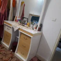 اینه و میزارایش