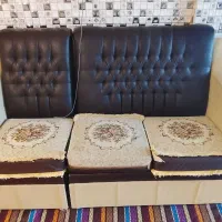 مبل 7نفره راحتی و تمیز دارای عسلی هست