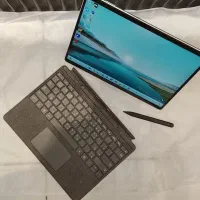 سرفیس پرو 9 همراه با قلم i5