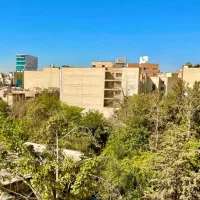 اندرزگو/۱۵۰ متر/لابی مجلل/۲ پارکینگ