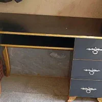 میز ناخن یا تحریر یا کار همه کاره